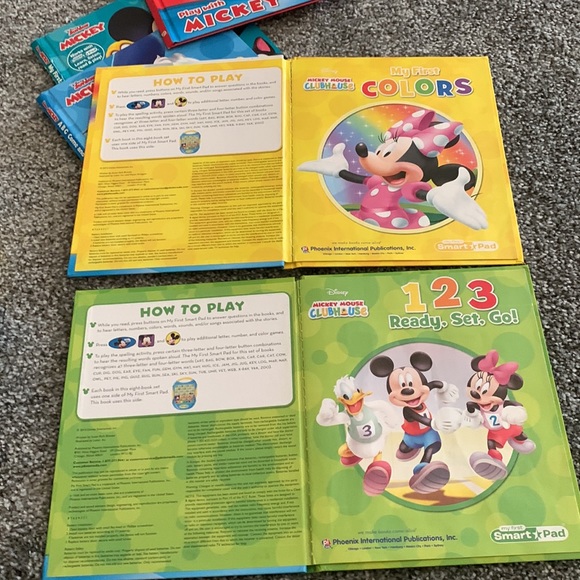 Seven books and Mickey Smart Pad - Picture 8 of 12